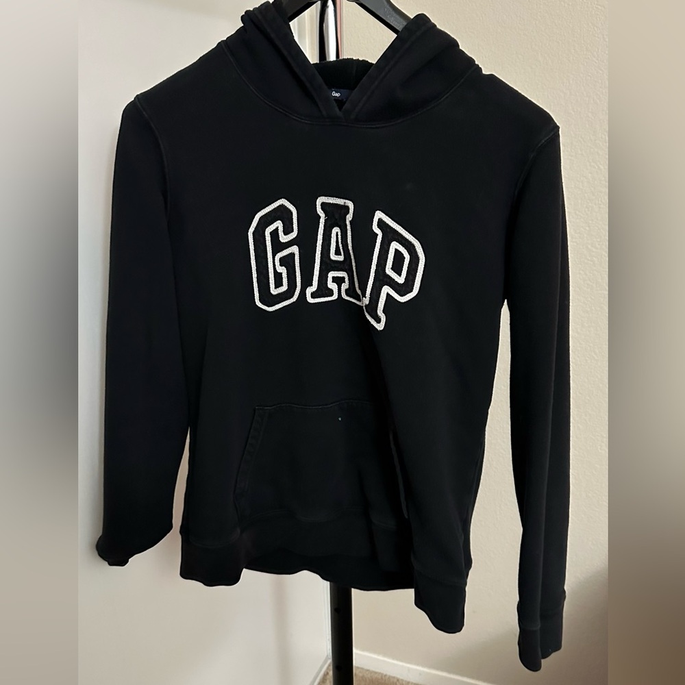 Black GAP hoodie pocket
